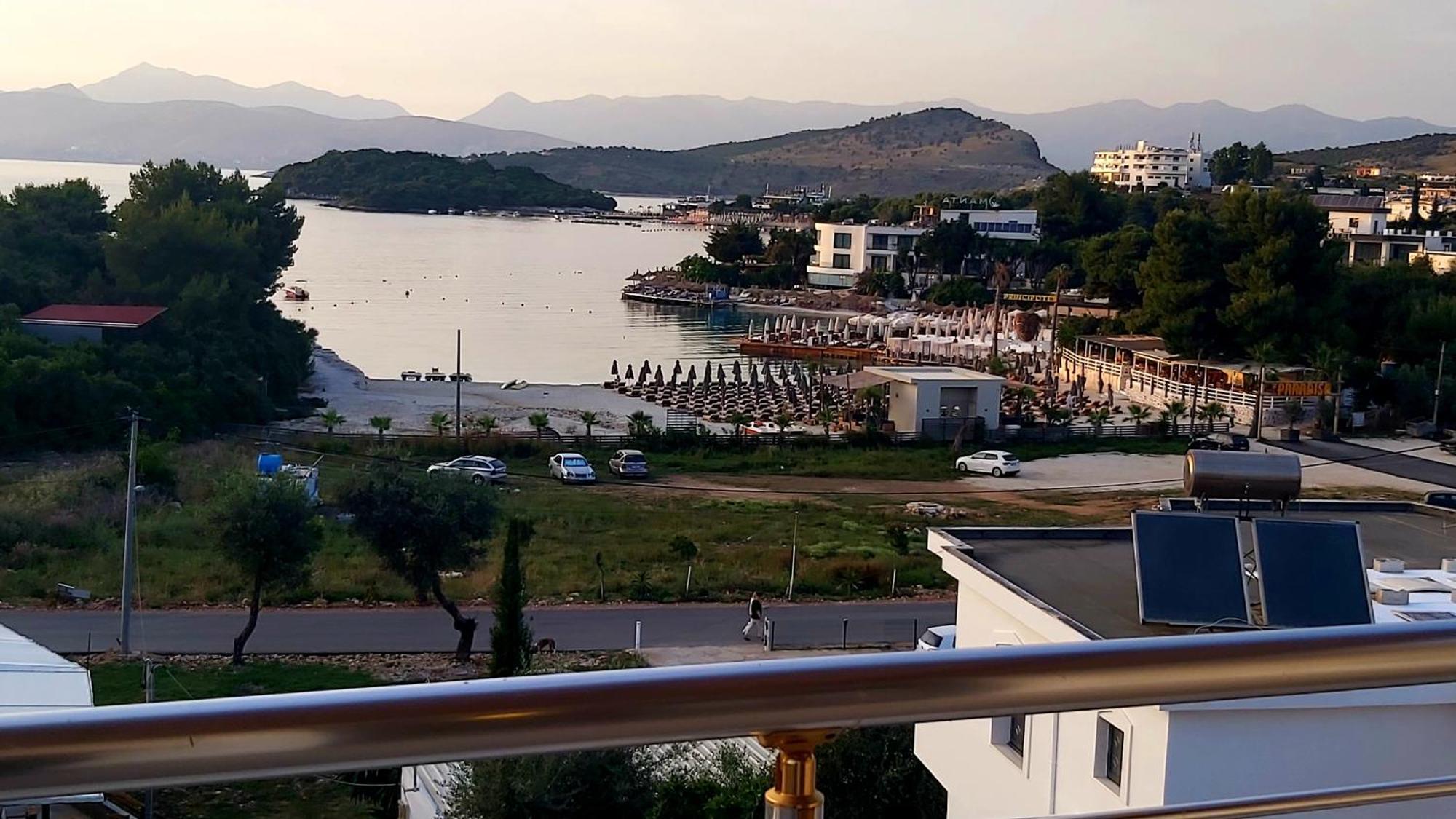 Vila Bilali Apartment Ksamil Bagian luar foto