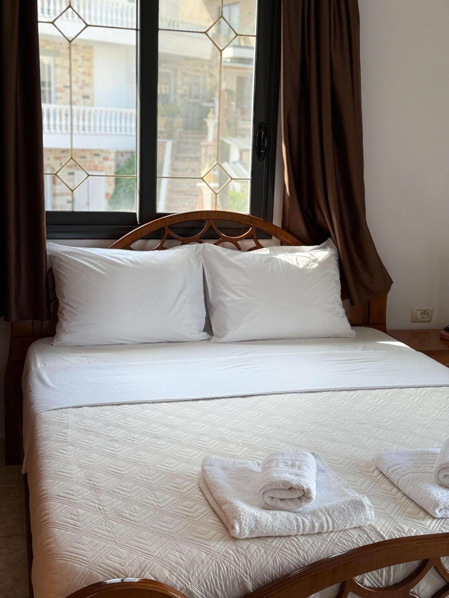 Vila Bilali Apartment Ksamil Bagian luar foto