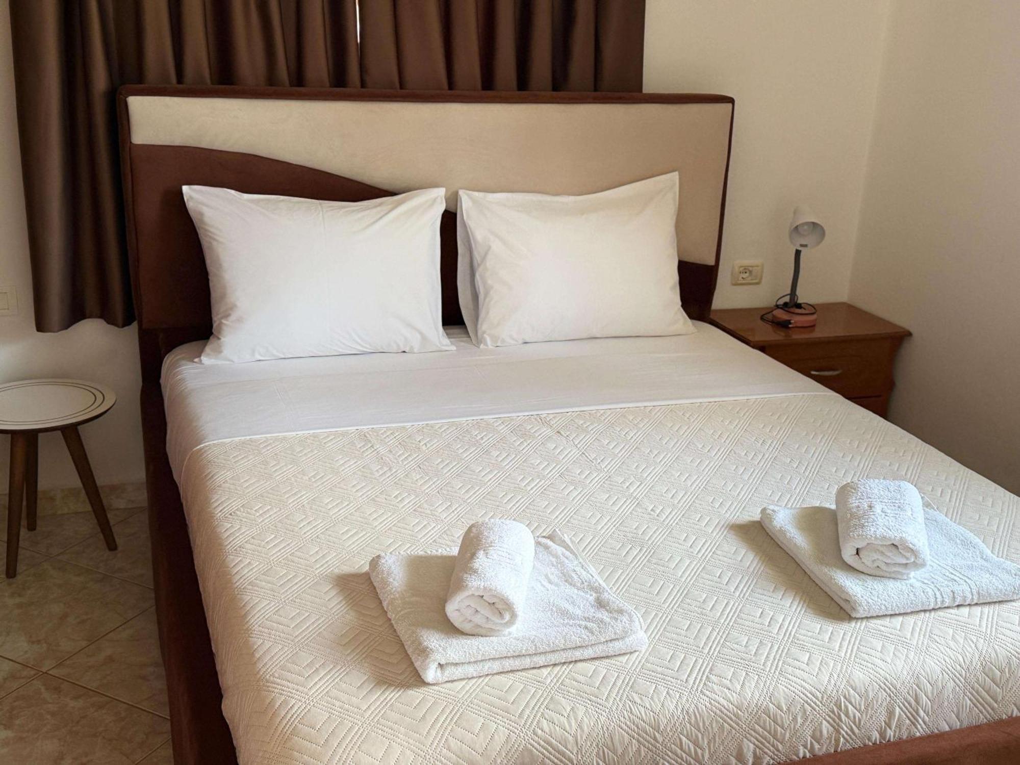 Vila Bilali Apartment Ksamil Bagian luar foto