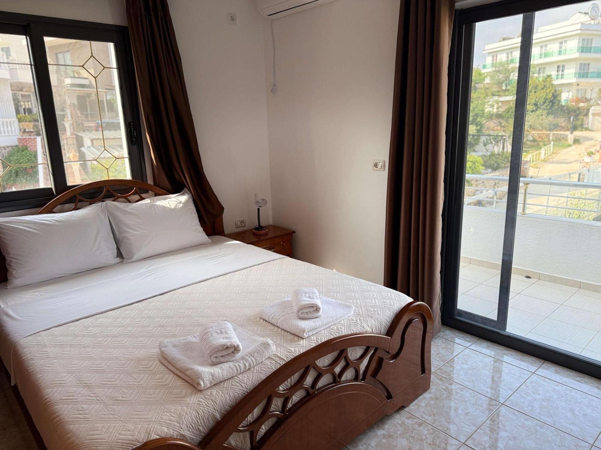 Vila Bilali Apartment Ksamil Bagian luar foto