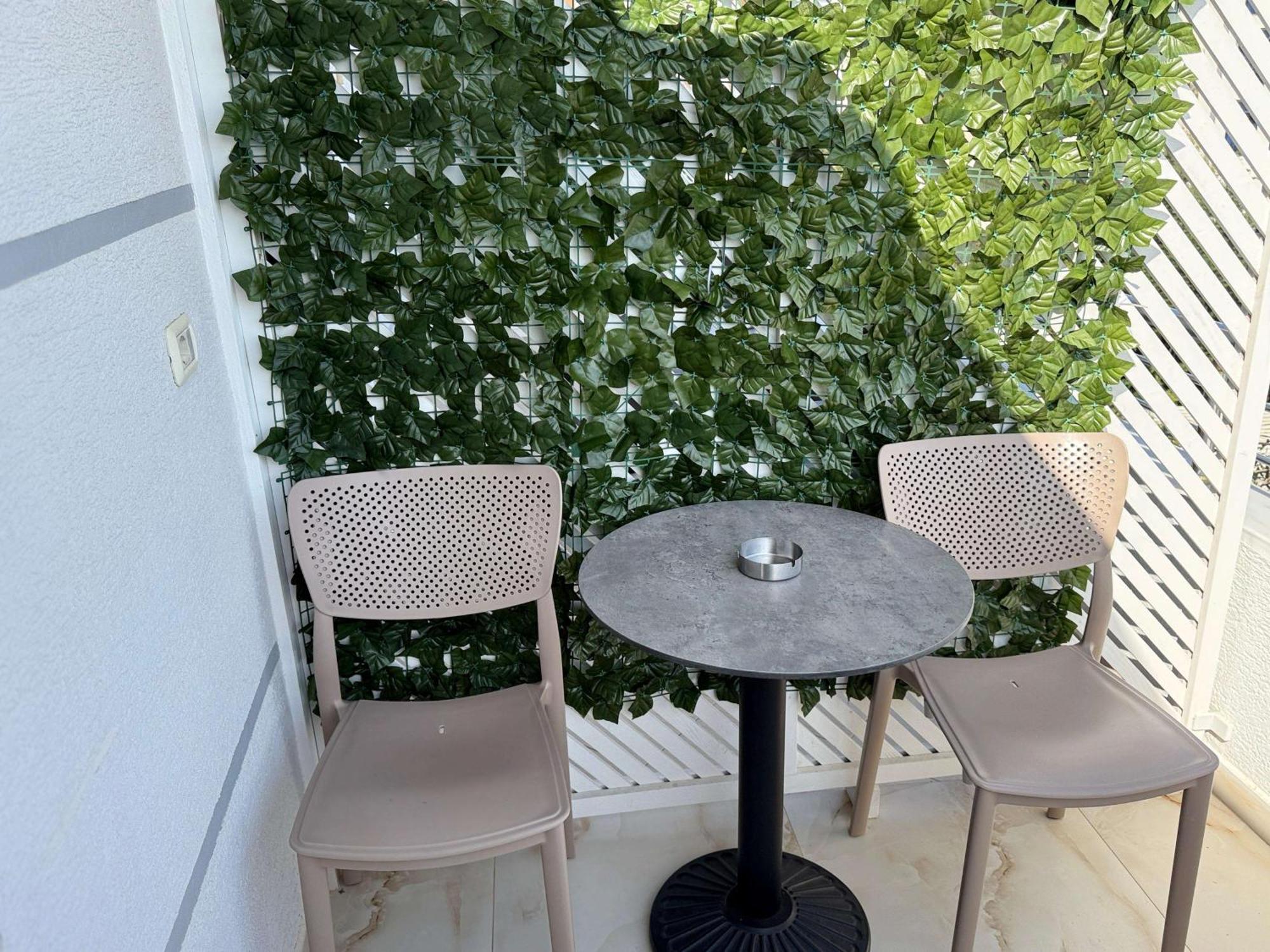 Vila Bilali Apartment Ksamil Bagian luar foto