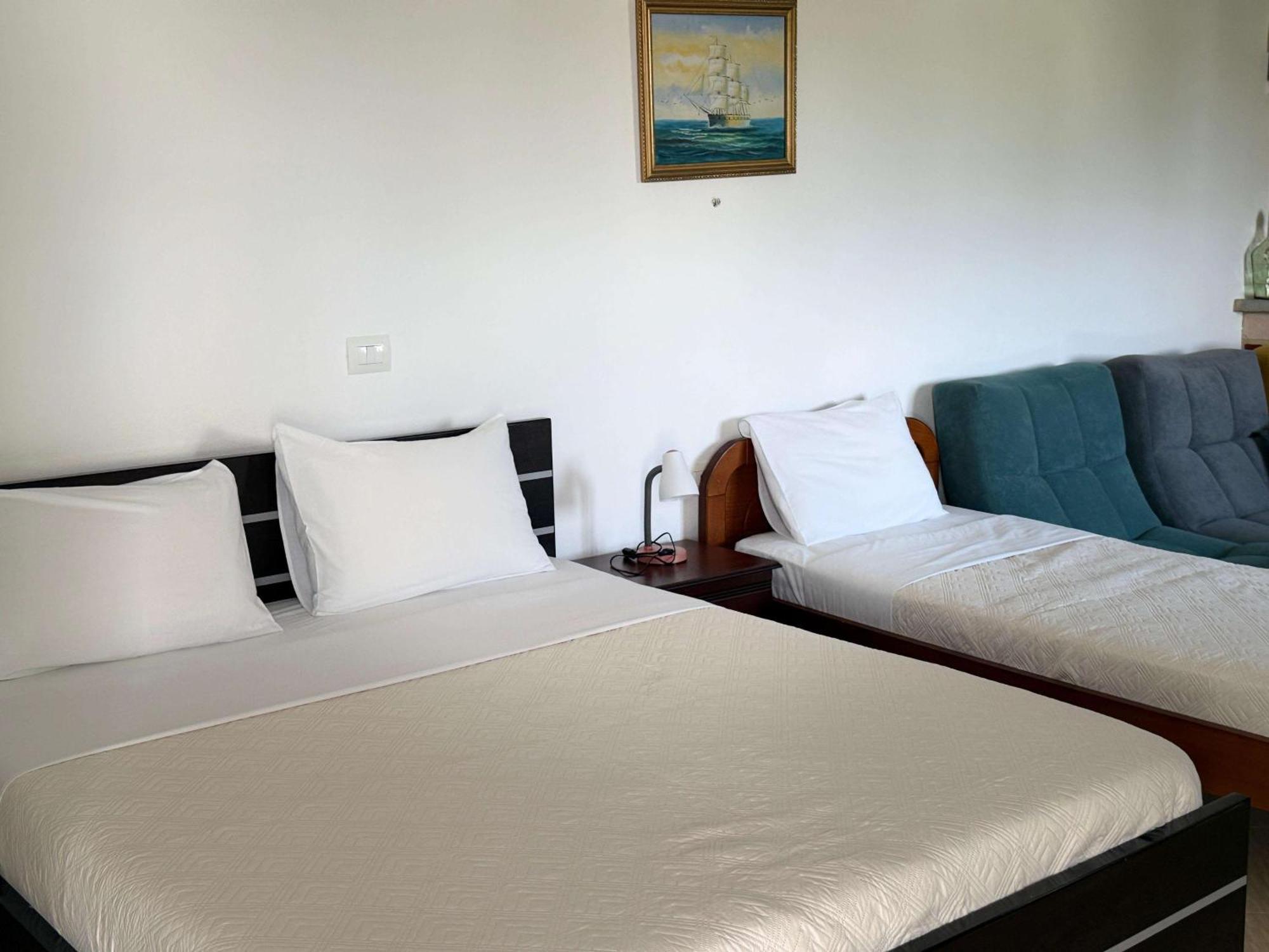 Vila Bilali Apartment Ksamil Bagian luar foto